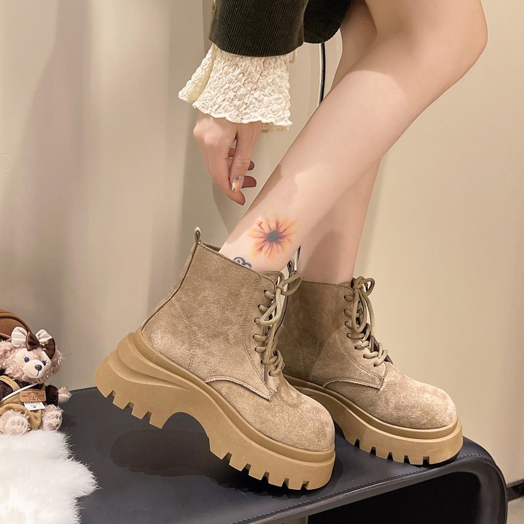 Thick-soled heightening Martin boots women's 2025 autumn new front lace-up retro locomotive boots small lace-up short boots