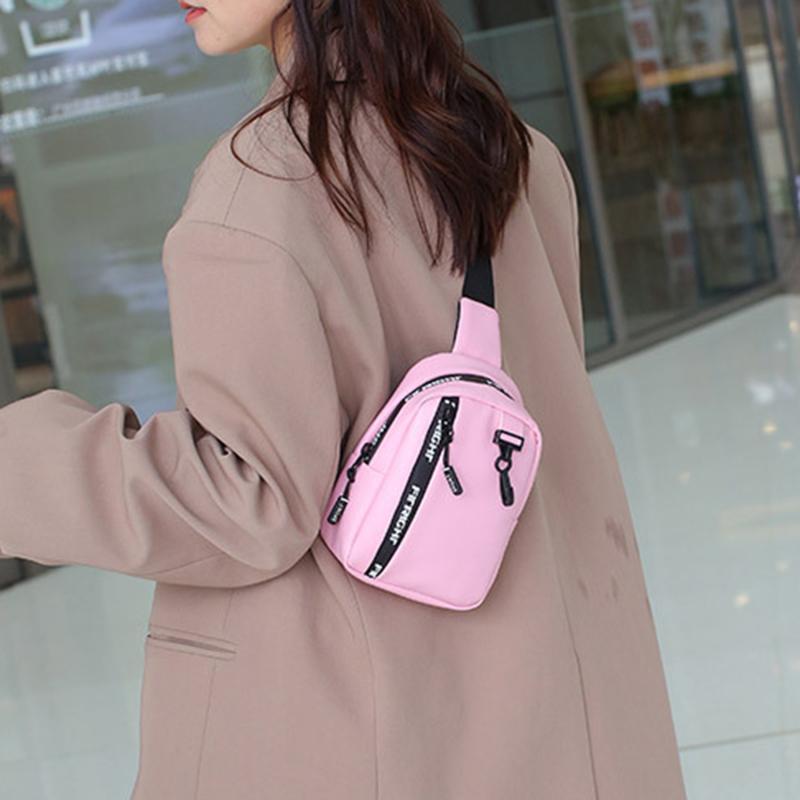 Damen-Brusttasche, schlichte modische Umhängetasche in Kontrastfarbe, breiter Schultergurt, lässige Biker-Tasche