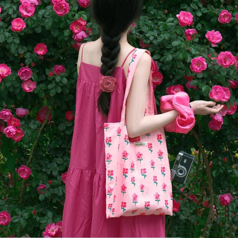 

ins wind fresh literary flower bag thin pure cotton cloth bag, the same PU shoulder strap thin shoulder bag canvas bag for a certain book