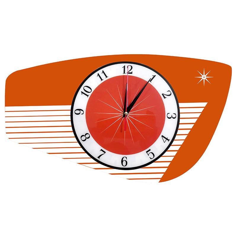 Nordic Wall Clock - Simple Creative Living Room Decor, Retro Light Luxury Hanging Clock for Home