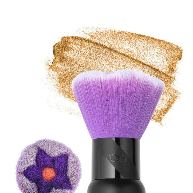 

Body Makeup Flower Brush