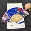 Goldener Faltfächer - Klassischer Chinesischer Stil für Tanzen, Tragbar und Elegant im Design