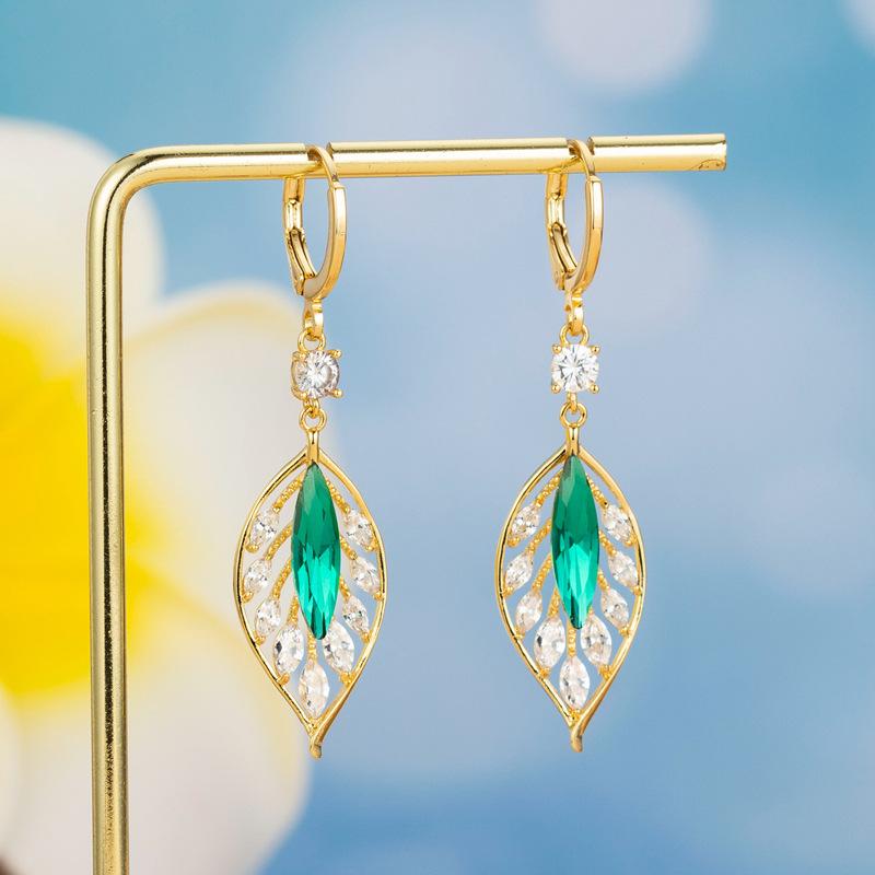 Fashion Shiny Zircon Green Leaf Pendant Earrings for Women Temperament Versatile Birthday Party Anniversary Jewelry Mujer
