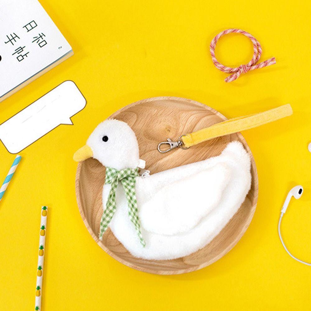 

Zipper Plush Duck Coin Purse Large Capacity Cartoon Wrist Bag Portable Animal Handbag Travel
