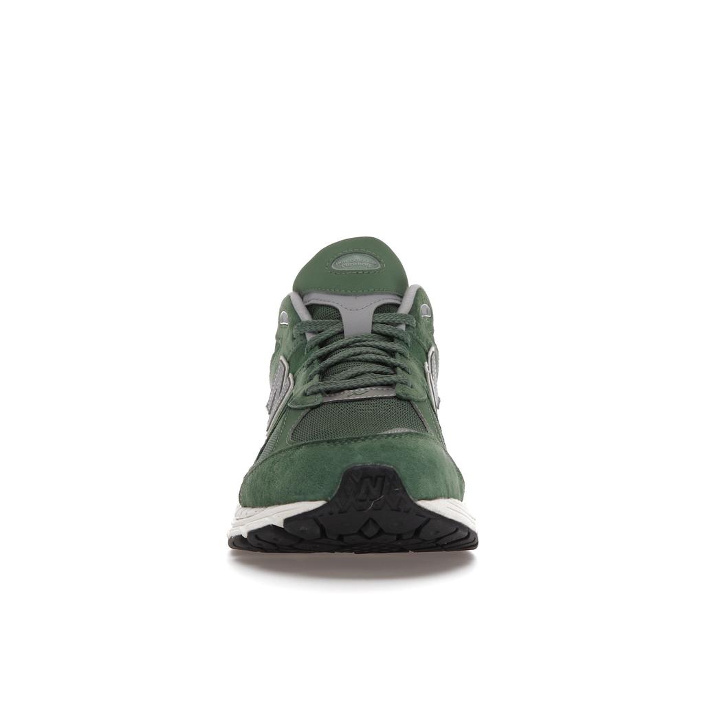 New Balance 2002R Jade Silver Metallic Men Sneakers Green Silver-Mink M2002RHW