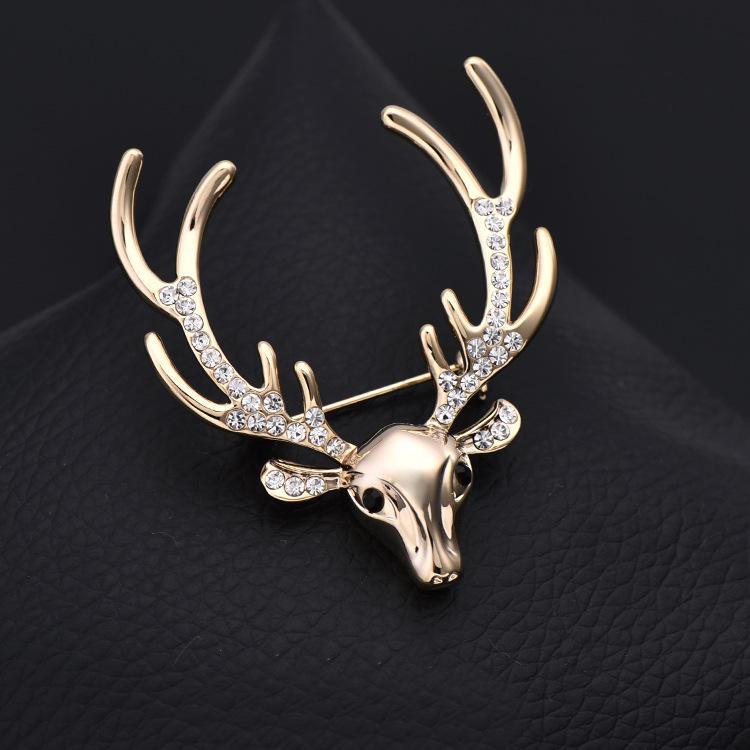Rhinestone Elk Christmas Brooch with Drip Oil - Festive Cartoon Style Accessory