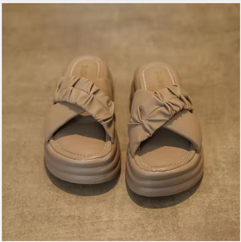Women Slippers Fashion Sandals Thick Shoes Beach EVA Platform Slides Summer Outdoor Non Slip Orginal High Quality Bedroom Home