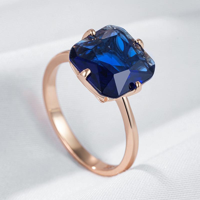 Quadratische blaue große Zirkonia-Ringe für Frauen, goldener Hoop, schlichter geometrischer Schmuck, Party, Alltagsaccessoires