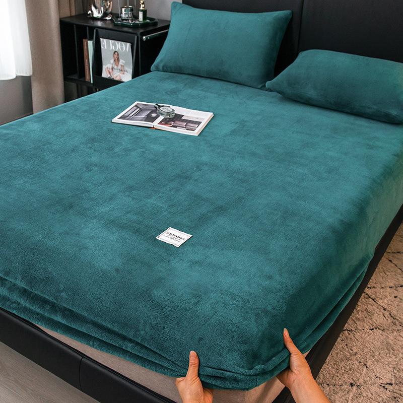 Autumn and Winter A-Class Milk Velvet Bed Sheet Solid Warm Cozy Mattress Protective Cover Bed Linen Protector Fitted Sheet Winter Keep Warm