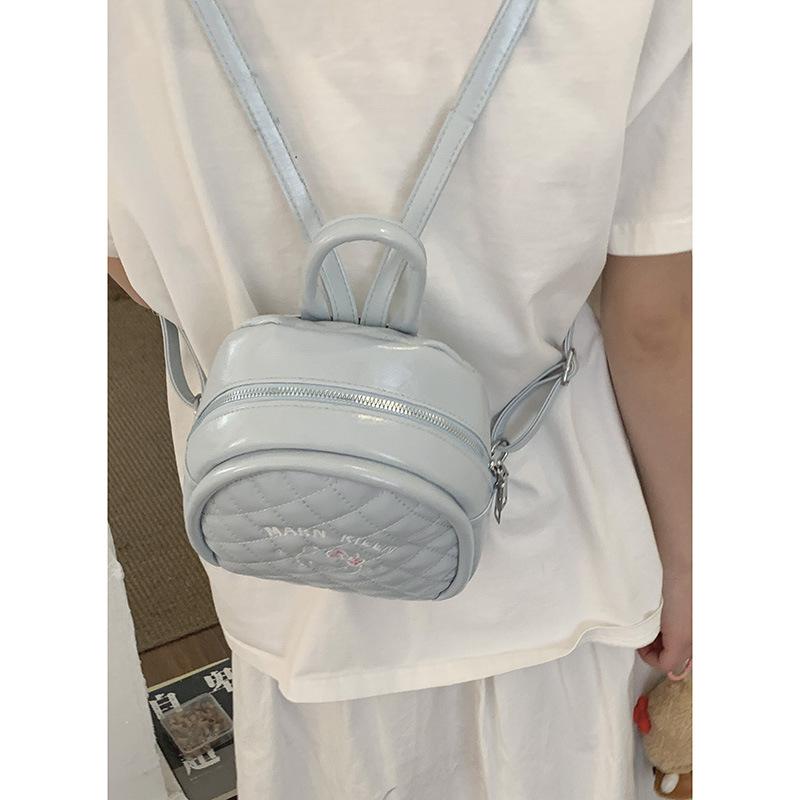 Fashion girl expert lifts small bag 2025 new diamond embroidered thread backpack cute cartoon embroidered small backpack