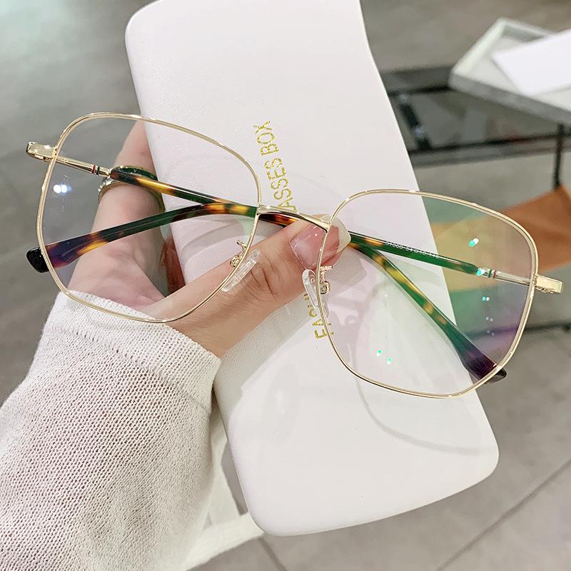 

2025 Women s Metal Eyeglass Frames: Slim Face, Anti-Blue Light, Anti-Radiation, Internet-Favorite