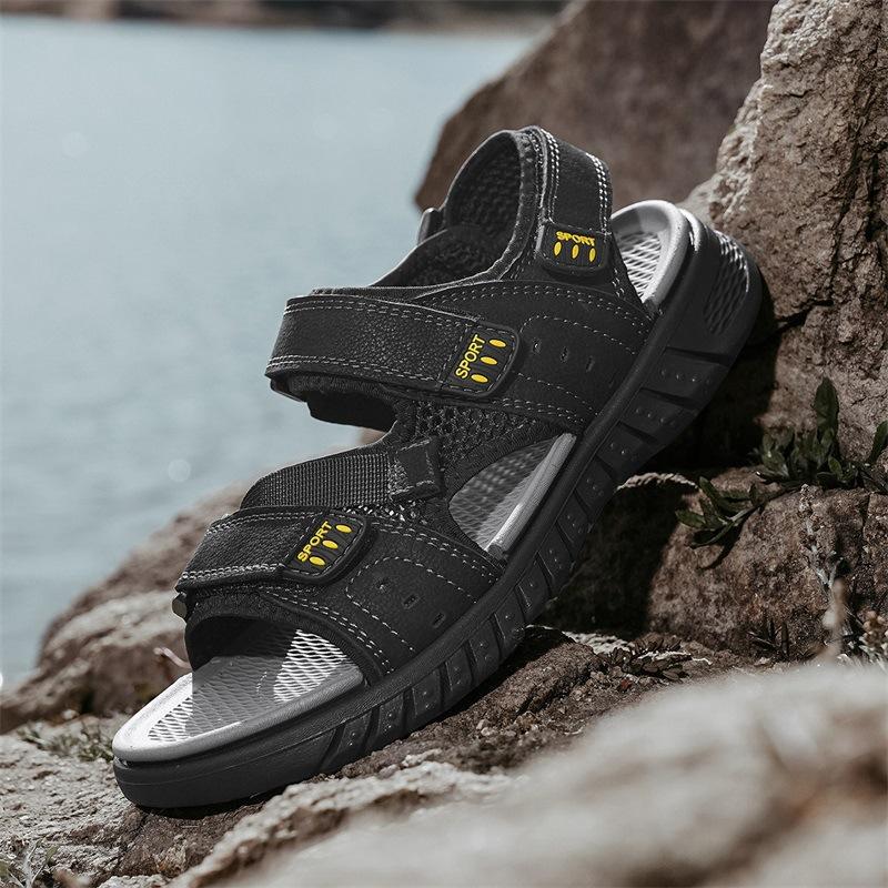 Men's Sandals New Summer Authentic Leather Toe Box Beach Shoes Non-Slip Wear-Resistant Leisure Sports Driving Sandals