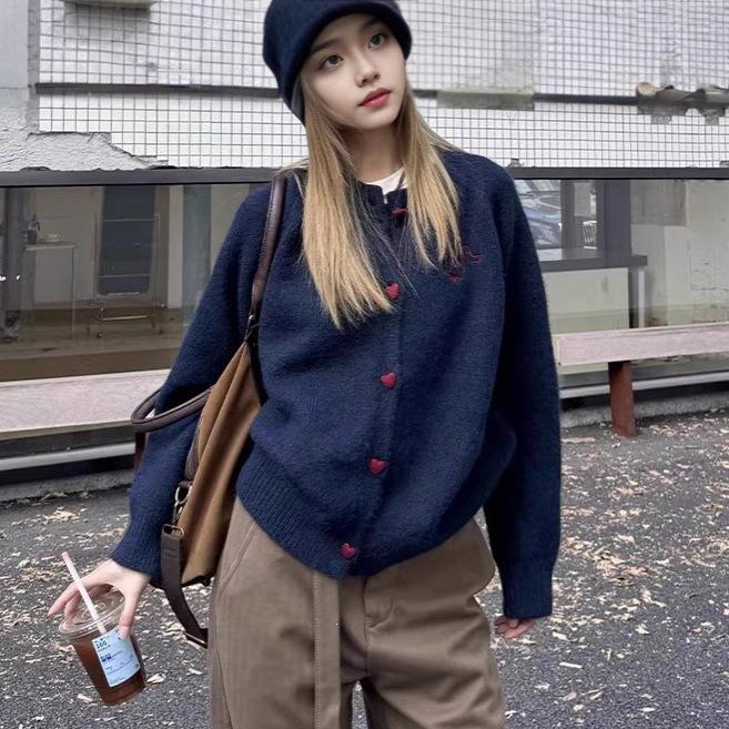 1011 autumn and winter new retro lazy wind crew neck sweater women's coat loose and thin, with knitted cardigan