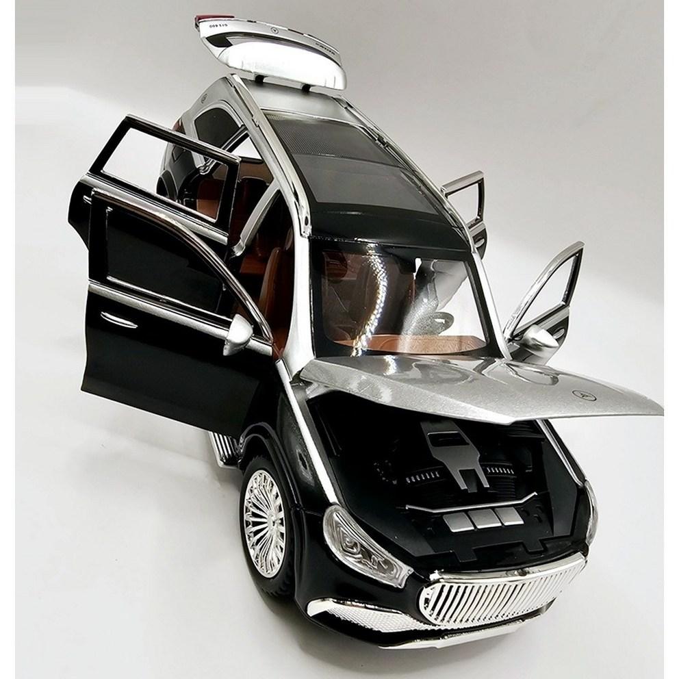 Mercedes-Benz Maybach GLS Diecast Model Car 1:24 Scale