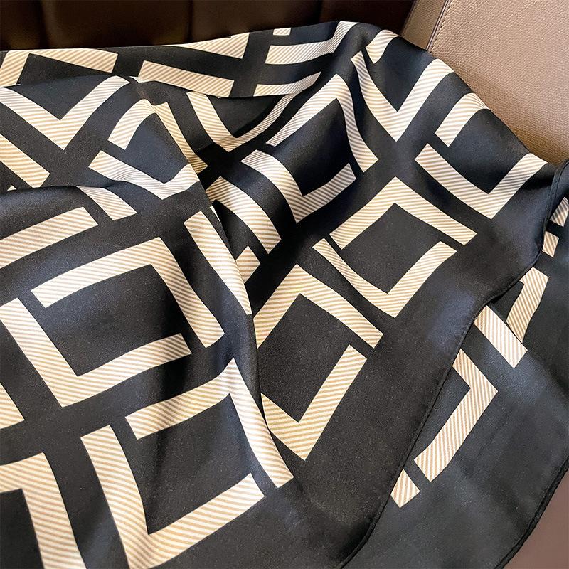 Korean Version of Summer New Fashionable Silk Multi-function Shawl with Sun Protection Air Conditioning Blanket High-quality Long Silk Scarf