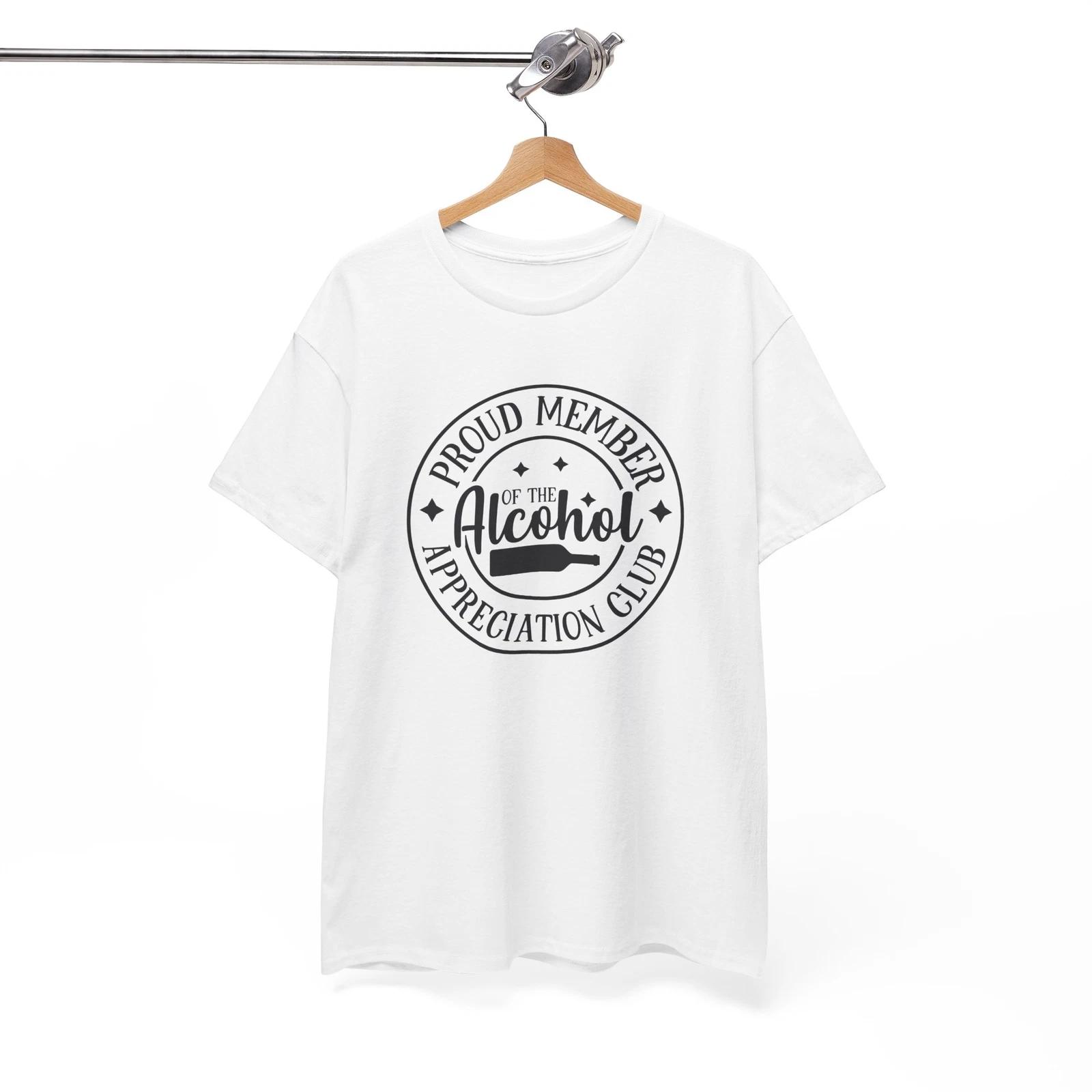 Comedy T-Shirt - Proud member of the alcohol appreciation club Shirt L