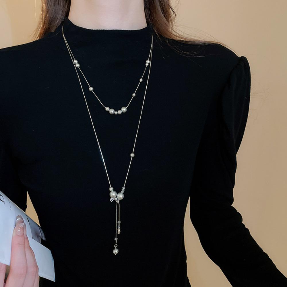 Diamond-encrusted Flower Geometric Pearl Necklace Temperament Light Luxury Sweater Chain French Retro Necklace Autumn and Winter