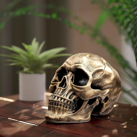 Skull Ornament Realistic Details Resin Crafted Desktop Skull Statue Halloween Office Home Desk Accessory