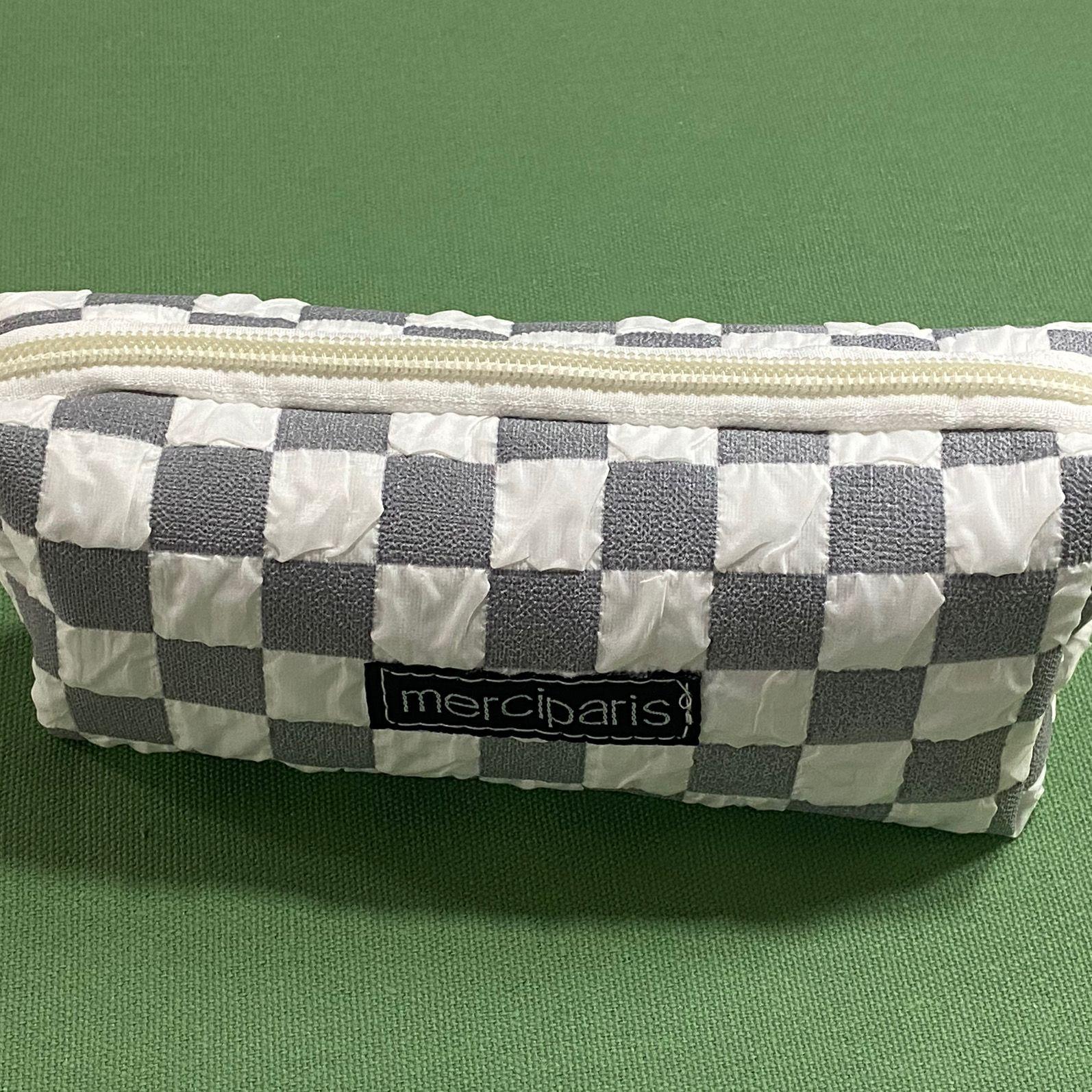 

Пенал в клетку в стиле инс, пенал с высокой ценностью и большой вместимостью, нишевый продукт