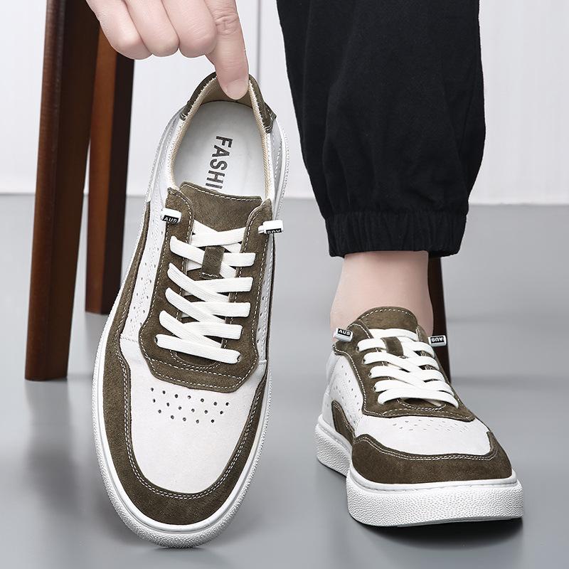 New Shoes for Men Genuine Leather Casual Shoes Fashion Breathable Flat Skateboard Shoes Youth Lace-up Sneaker