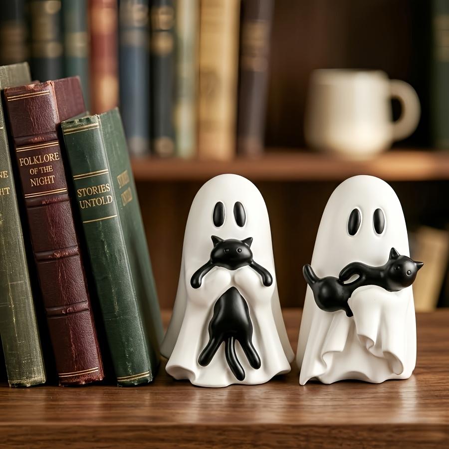 Cute, Spooky Halloween Ghost-Shaped Black Cat Plush Toy Measuring 1.1 Inches (Mini Size), Made of Resin Material,Desk Decoration