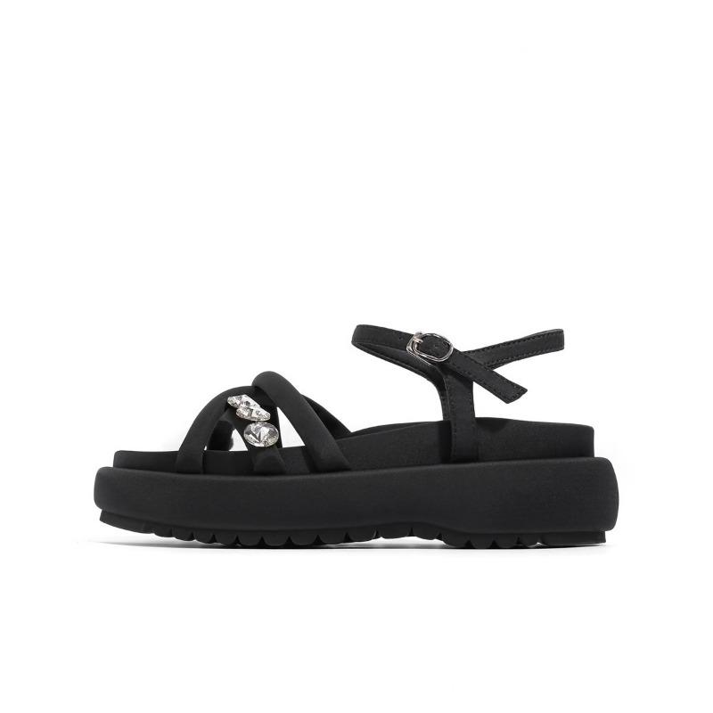 

Thick-bottomed cool slippers women s summer wear with skirts fashionable rhinestone toe flat-bottomed beach slippers 40