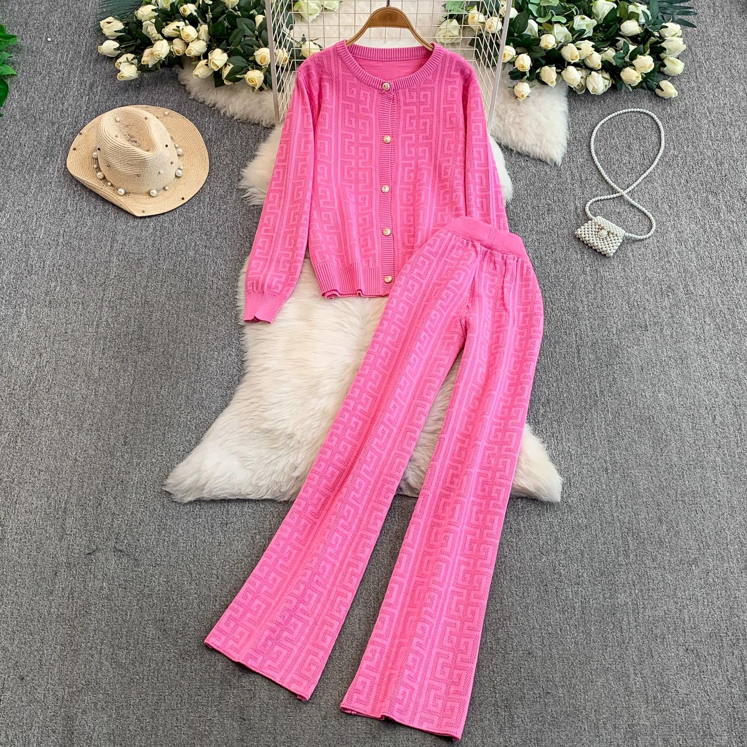 

Осень Зима Женский Дизайнерский Узор Вязаный Свитер Брюки Комплект из Двух Предметов Полный Рукав Однобортный Жакет Топы и Брюки на Резинке Спортивный Костюм One Size розовый