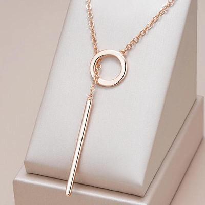 Schlanke, verstellbare Halskette mit quadratischem Anhänger für Damen, leichter, luxuriöser, minimalistischer Schmuck