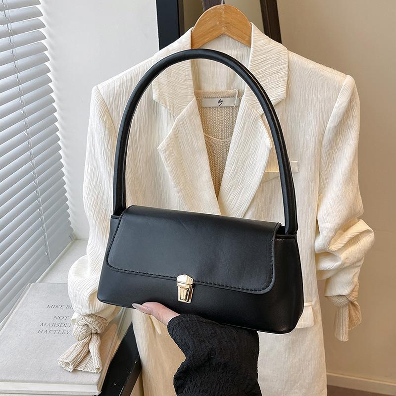 Summer niche bag foreign style underarm bag women's bag wholesale 2025 new trendy fashion portable versatile ins shoulder bag