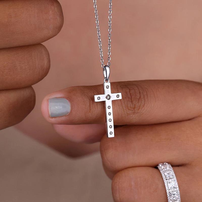 Cross Inlaid Zircon Necklace, Personalized Sweet And Cool Style Pendant Jewelry, Fashionable Temperament Is Shining And Exquisite