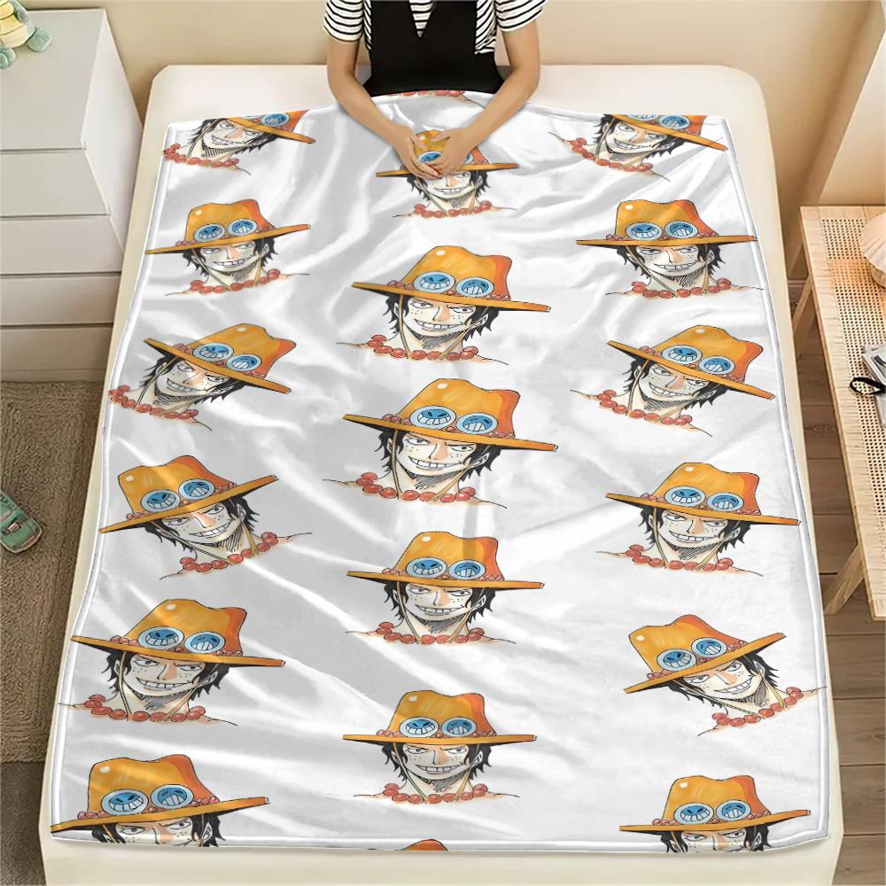Coperta in Flanella con Stampa Personaggio One Piece, Alta qualità Confortevole per Tutte le Stagioni, Arredamento per la Casa, Calore e Comfort, Perfetta per Regali di Natale