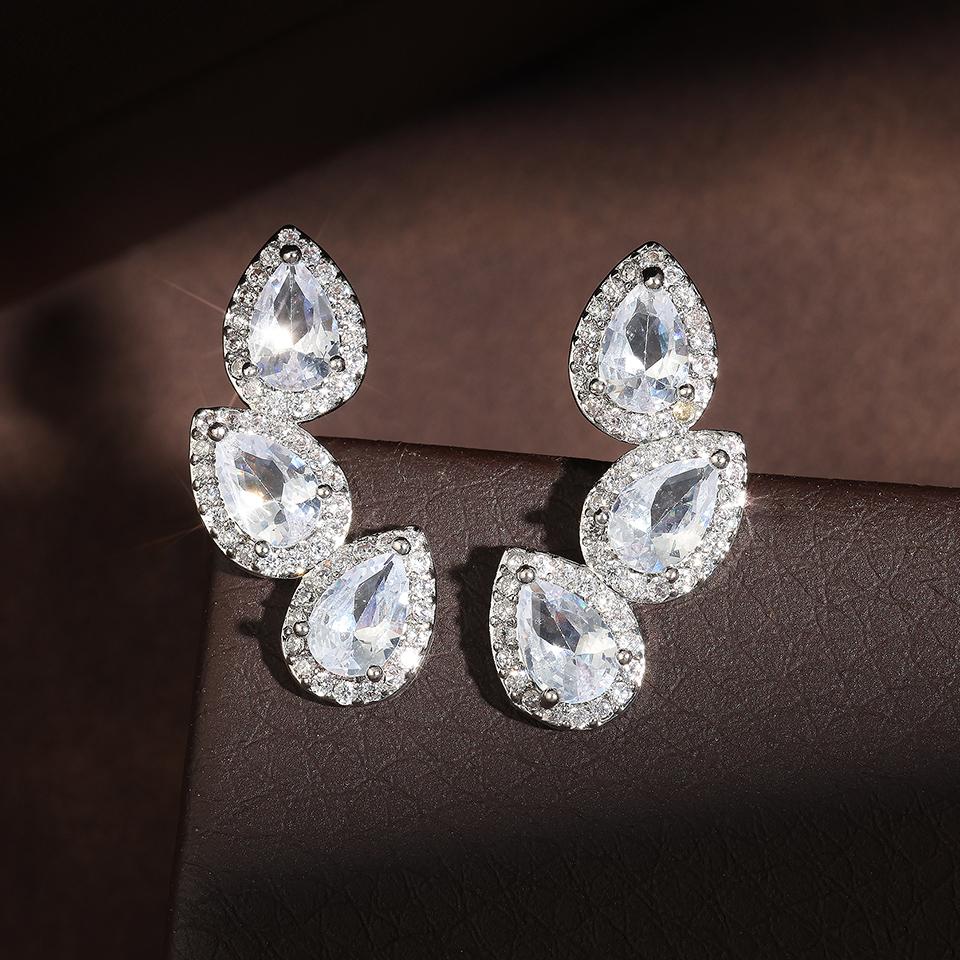 ZAKOL Luxury Shiny Zircon Leaf Stud Earrings For Women Exquisite Crystal Water Drop Ear Cuff Wrap Earring Wedding Zircon