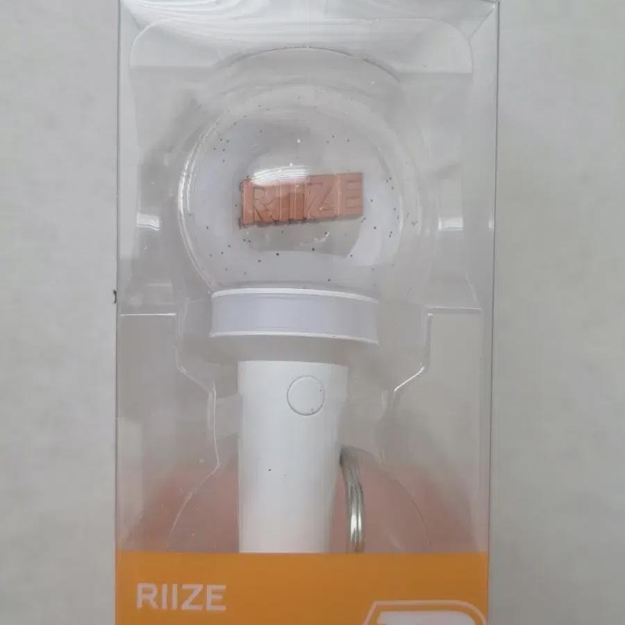 

RIIZE Мини брелок-лайтстик для продажи.