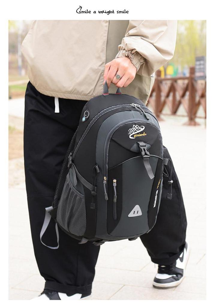 Cross-Country Mountaineering Backpack: Large Capacity, Dual Shoulder Straps, Ideal for Students, Hiking, Travel & Outdoor Sports.