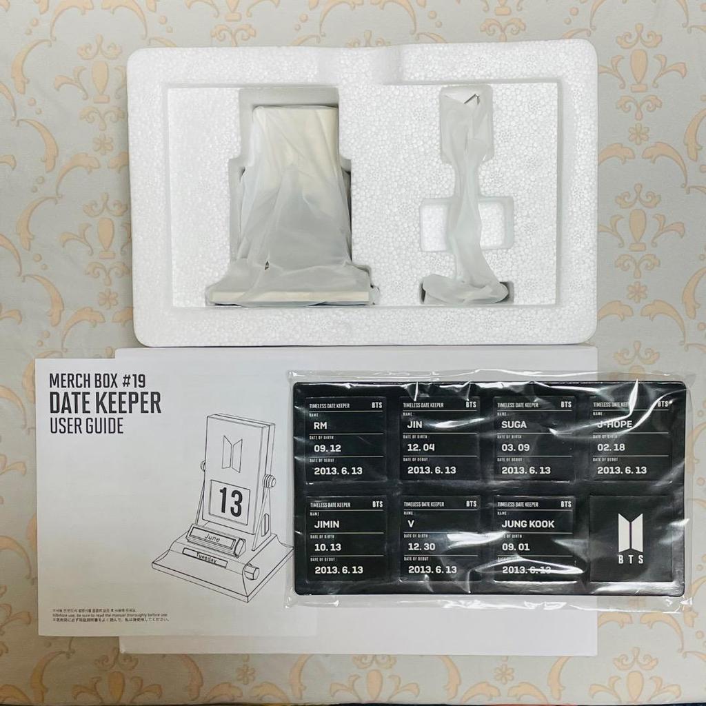 [USED] BTS MERCH BOX 19 DATE KEEPER
