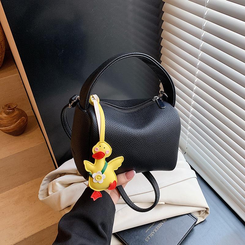 Summer handbag women's 2025  version of the new fashion trendy armpit bag small steamed buns mobile phone bag versatile shoulder bag