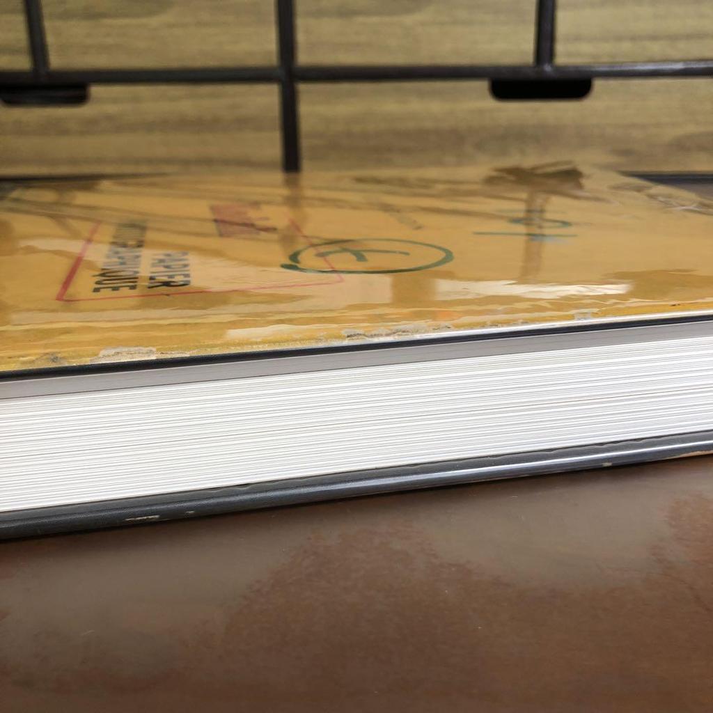 [USED] Guy Bourdin: Untouched