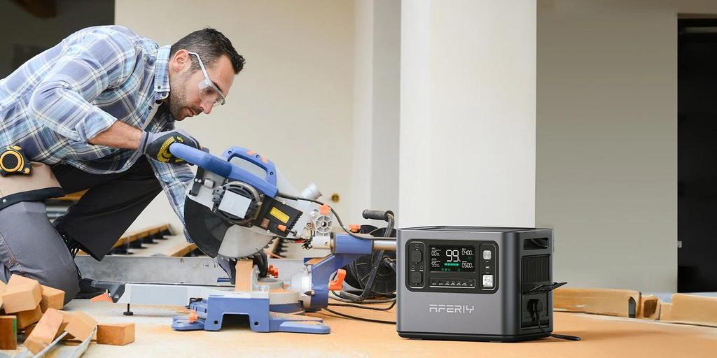 AFERIY P210 Stazione di Alimentazione Portatile 2400W 2048Wh Batteria LiFePO4 13 Uscite, Ricarica Rapida, Controllo App, Alimentatore Mobile per Campeggio all'Aperto