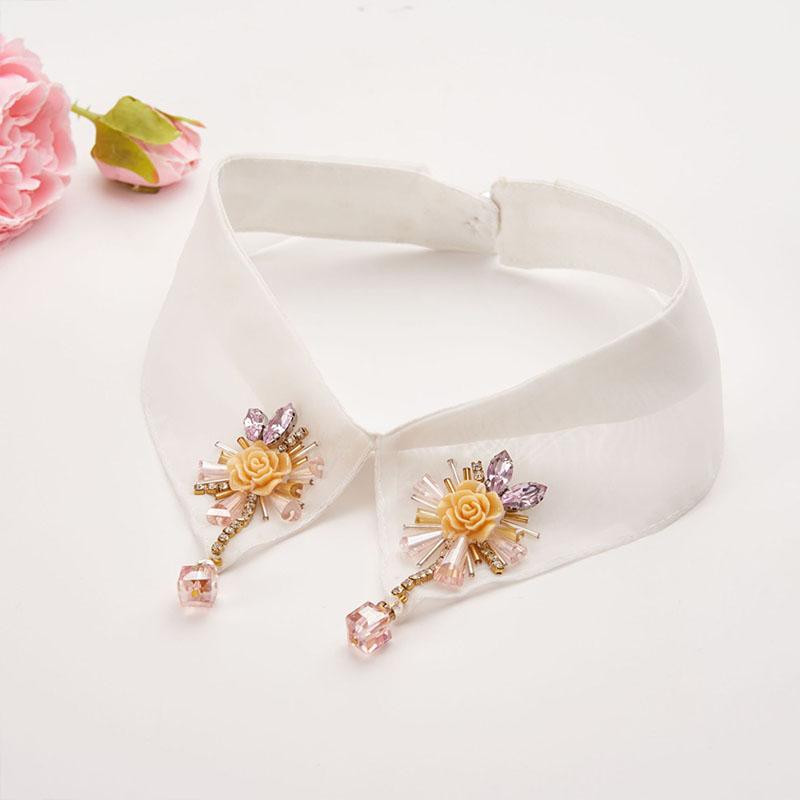 Retro Rhinestone False Collar Neckline Women Lapel Fake Collar Woman Embroidery Removable Detachable Tie Clothing Accessories