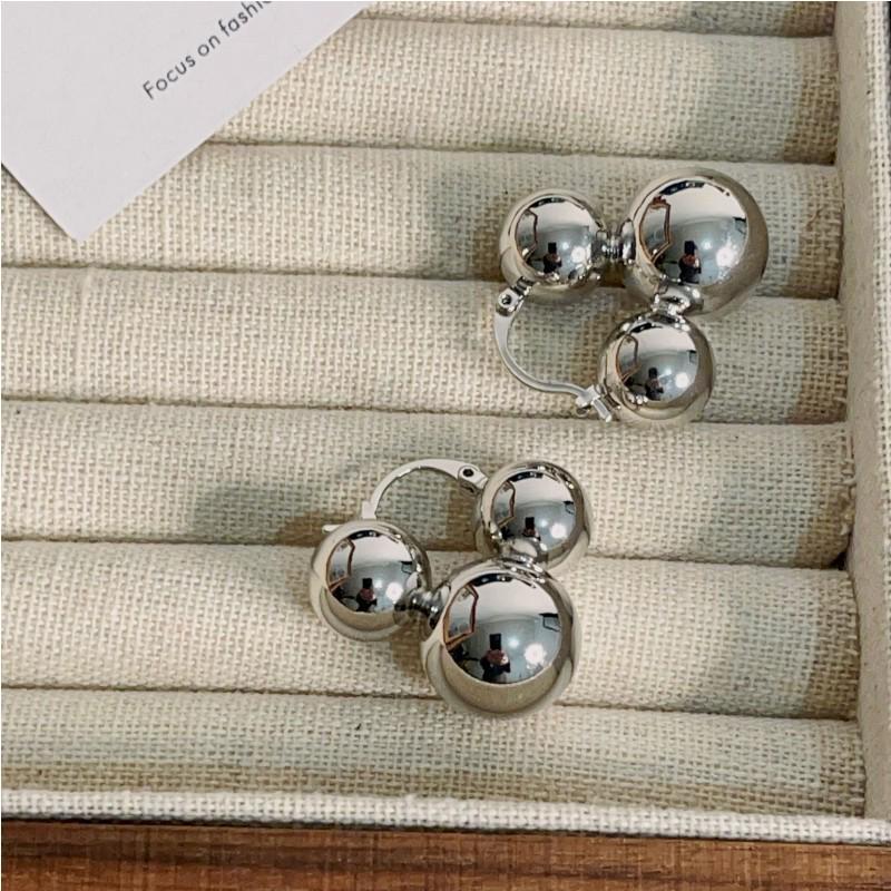 French Minimalist Chic Retro Round Ball Earrings