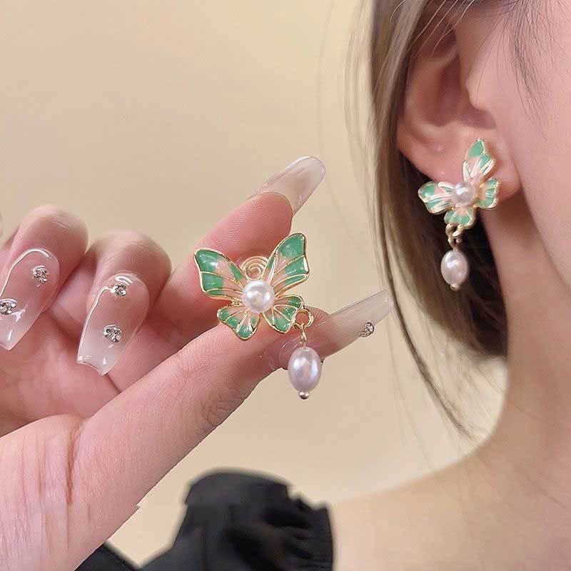 Koreanischer Stil Nicht-Piercing Ohrclip mit langem Quaste, Perlmutt Schmetterlings Design für Damen - High-End, Coole Mode.