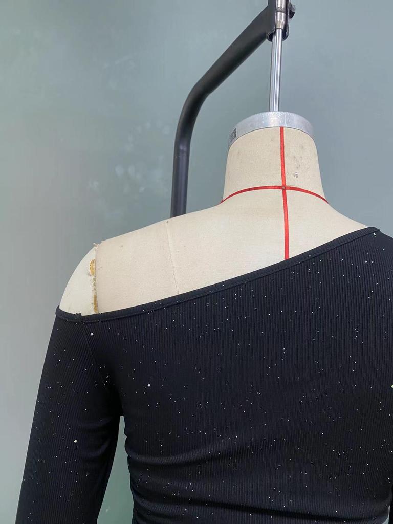 European Hot Girl Rhinestone Off-Shoulder Long Sleeve Knit T-Shirt - 2025 Spring Slim Fit Top