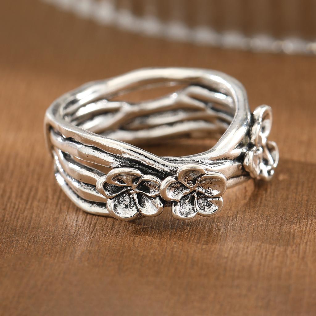 Anello con Rilievo di Ramo Floreale Ossidato Vintage Materiale Rame Gioielli da Donna Anello per Banchetto e Quotidiano