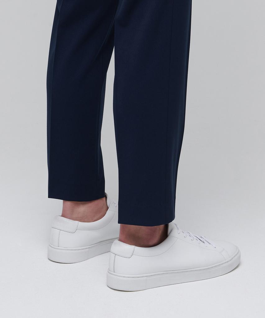 Musinsa Standard Lightweight Tapered Hidden Banding Crop Slacks [Deep Blue]