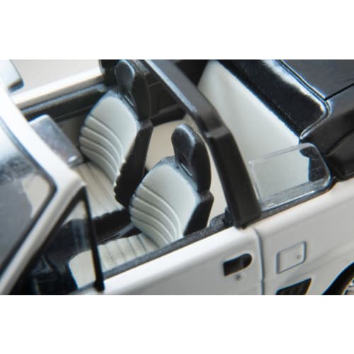 Tomytec Tomica Limited Vintage Neo 1/64 Scale LV-N262b Honda City Cabriolet (White, 1984 Model) - Finished Product