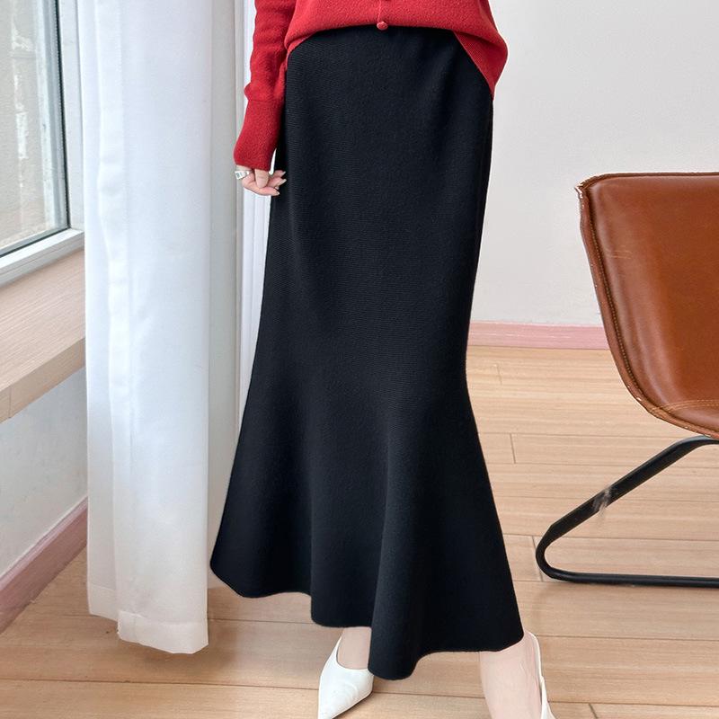 Women's Mid-Length Fishtail Wool Skirt: Elastic Waist, Solid Color, Casual & Versatile