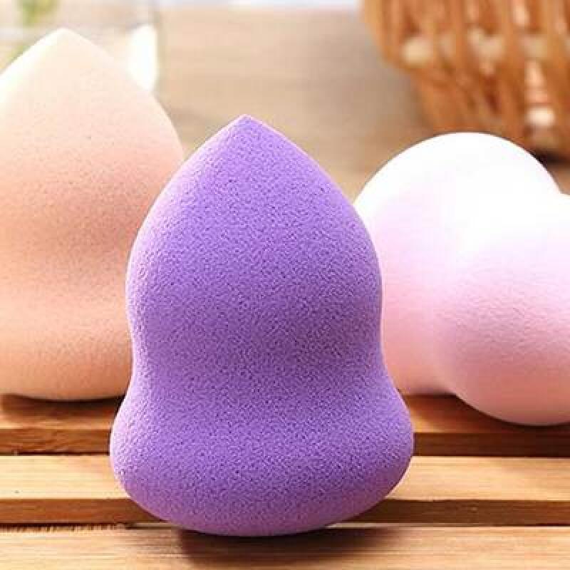 BEAUTY TOOLS Puff Random with a dense surface for delicate application Random color/puff
