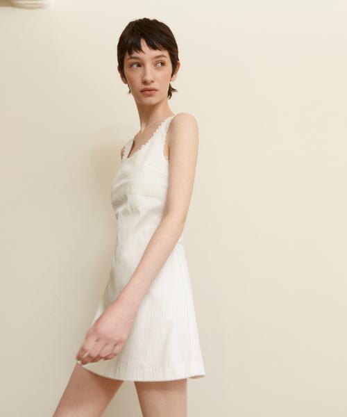 LADY VOLUME Squarer Line Mini Dress_White