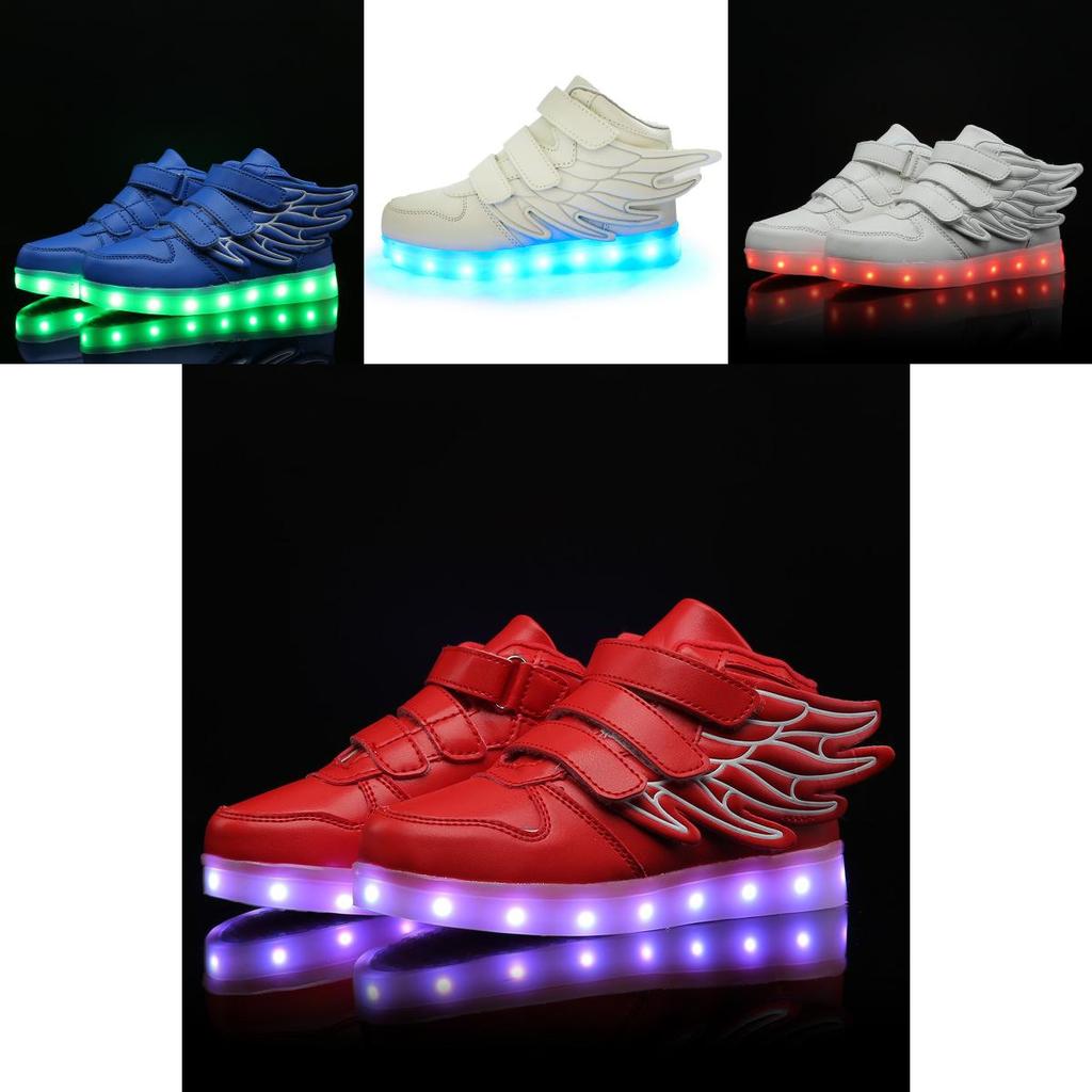 Scarpe da ginnastica per bambini con luci a LED e ali per giocare e ballare in autunno