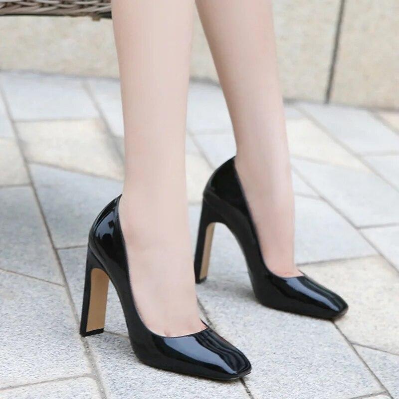 Dámská pracovní obuv Vysoký podpatek Kancelářské módní Svatební svatební boty z lakované kůže 7,5 cm podpatek WZ